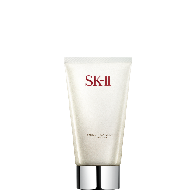 SK-II Facial Treatment Cleanser: face wash foam for clean, silky soft skin. Contains PITERA™ and White Willow Extract